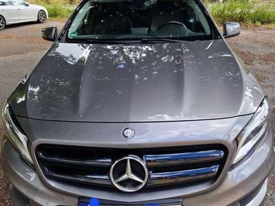 Mercedes GLA250