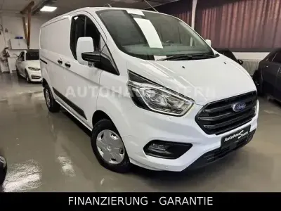Gebraucht Ford Transit Custom 217 PS (159 kW) 2022 Weiß Van / Kleinbus