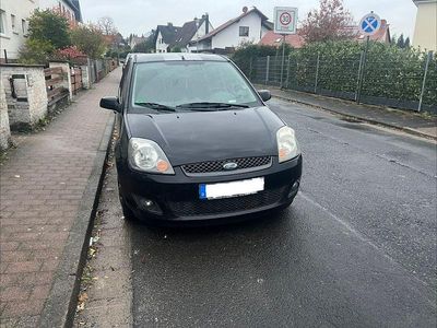 Schwarz Gebraucht 2008 Ford Fiesta Limousine | 1.990 € (Fairer Preis)