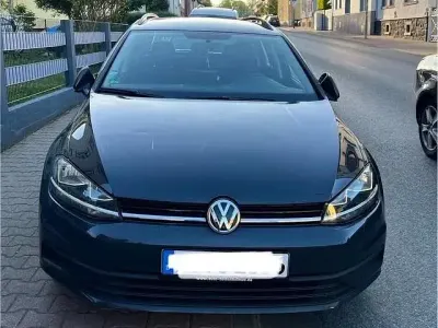 Gebraucht VW Golf VII 116 PS (85 kW) 2018 Grau Kombi