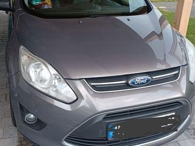 Gebraucht Ford C-MAX Titanium 150 PS (110 kW) 2012 Braun Van / Kleinbus