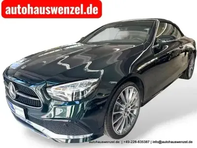 Gebraucht Mercedes E400 AMG 330 PS (242 kW) 2022 Grün Cabrio
