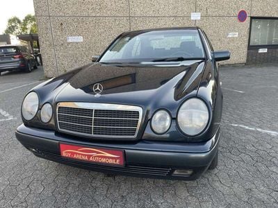 Mercedes E240