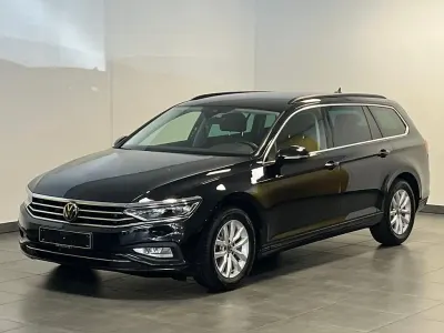 Usata VW Passat Business 150 CV (110 kW) 2023 Nero Station wagon