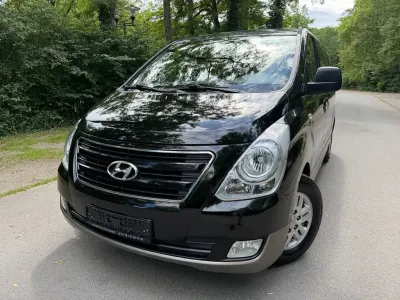 Gebraucht Hyundai H-1 Comfort 170 PS (125 kW) 2015 Schwarz Van / Kleinbus