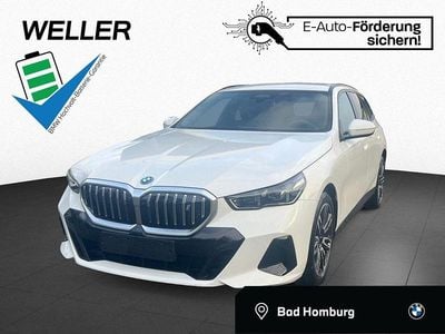 Weiß Gebraucht 2026 BMW i5 M Sport Kombi | 65.990 € (Guter Preis)