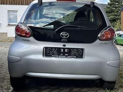 Gebraucht Toyota Aygo Cool 68 PS (50 kW) 2009 Satin silver Kleinwagen