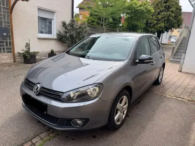 Usata VW Golf VI Style 86 CV (63 kW) 2011 Grigio Utilitaria