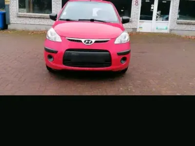 Gebraucht Hyundai i10 67 PS (49 kW) 2009 Rot Kleinwagen