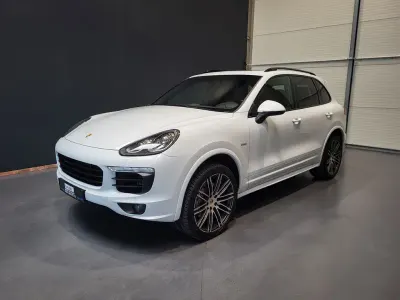 Second-hand Porsche Cayenne S Sport 385 CP (283 kW) 2016 Alb SUV