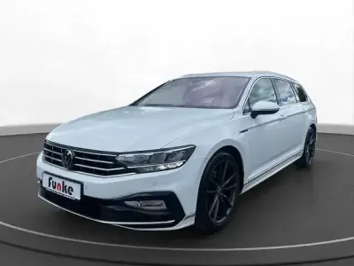 Gebraucht VW Passat R-line 200 PS (147 kW) 2022 Weiß Kombi