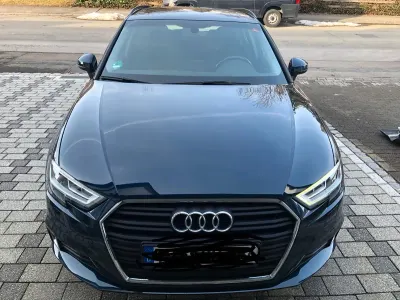 Gebraucht Audi A3 150 PS (110 kW) 2018 Blau Limousine