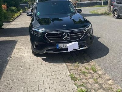 Mercedes EQB250+
