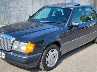 Second-hand Mercedes E250 94 CP (69 kW) 1989 Gri Berlinǎ