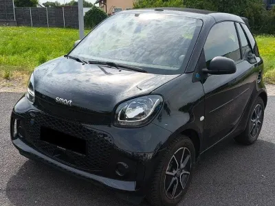 Gebraucht Smart ForTwo Coupé 60 kW (82 PS) 2022 Schwarz Cabrio