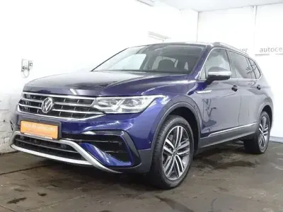 Gebraucht VW Tiguan Allspace Elegance 200 PS (147 kW) 2023 Blau SUV