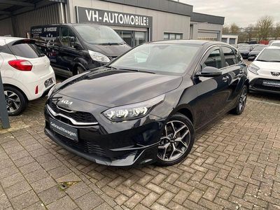 Schwarz Gebraucht 2024 Kia Ceed Sportswagon Kombi | 22.270 € (Guter Preis)