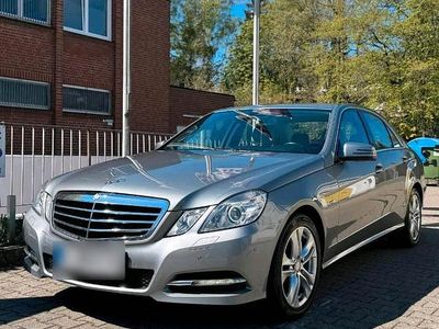 Usata Mercedes E200 Avantgarde 184 CV (135 kW) 2011 Grigio Berlina