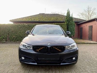 Schwarz Gebraucht 2014 BMW 320 Gran Turismo Sport Line Limousine | 12.700 € (Fairer Preis)