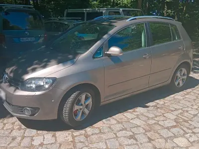 Gebraucht VW Golf Plus Cross 122 PS (89 kW) 2009 Braun Van / Kleinbus