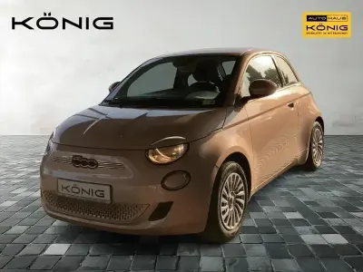Second-hand Fiat 500e 86 kW (118 CP) 2023 Auriu Hatchback