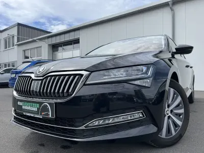 Gebraucht Skoda Superb Style 150 PS (110 kW) 2021 Schwarz Kombi