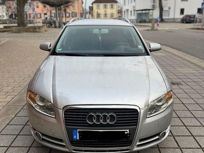 Silber Gebraucht 2004 Audi A4 Comfort Kombi | 2.000 € (Guter Preis)