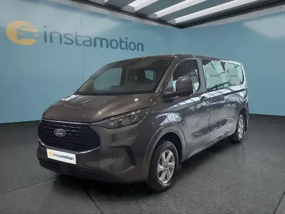 Neu Ford Tourneo Custom 136 PS (100 kW) 2025 Grau Van