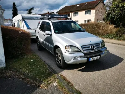 Gebraucht Mercedes ML350 245 PS (180 kW) 2003 Silber SUV