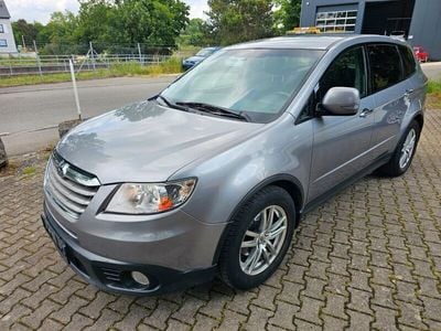 Grau Gebraucht 2010 Subaru Tribeca SUV | 5.490 €