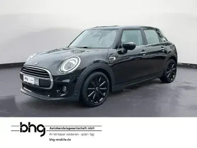 Occasion Mini ONE 102 PK (75 kW) 2020 Zwart Hatchback