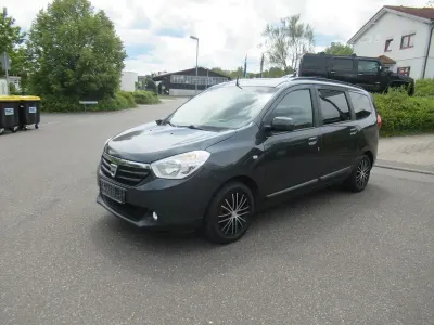 Używany Dacia Lodgy Lauréate 83 KM (61 kW) 2013 Szary Minivan