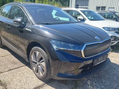 Gebraucht Skoda Enyaq iV Loft 131 kW (179 PS) 2022 Schwarz SUV
