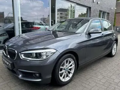 Gebraucht BMW 118 Advantage 136 PS (100 kW) 2018 Grau Kleinwagen