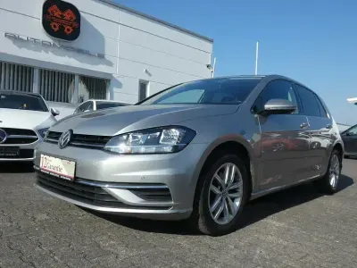 Gebraucht VW Golf VII Comfortline 150 PS (110 kW) 2018 Tungsten silver Limousine