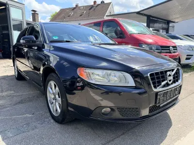 Gebraucht Volvo V70 Kinetic 163 PS (119 kW) 2011 Schwarz Kombi