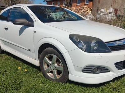 Opel Astra GTC