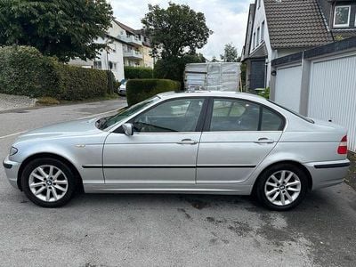 Gebraucht BMW 320 170 PS (125 kW) 2004 Silber Limousine