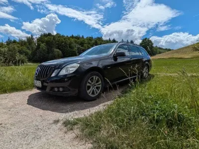 Gebraucht Mercedes E220 Avantgarde 170 PS (125 kW) 2010 Schwarz Kombi