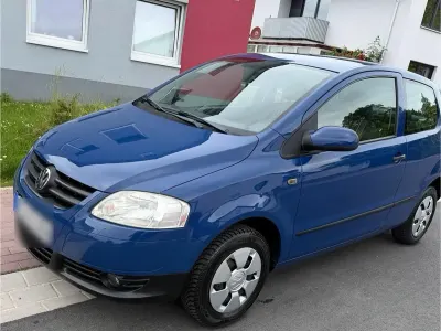Gebraucht VW Fox 55 PS (40 kW) 2006 Blau Kleinwagen