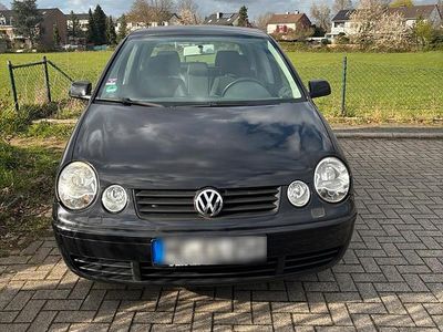 Gebraucht VW Polo 47 PS (34 kW) 2004 Schwarz Kleinwagen