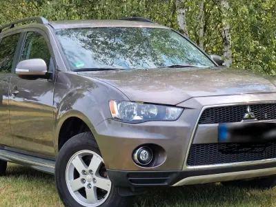 Gebraucht Mitsubishi Outlander 147 PS (108 kW) 2010 Braun SUV