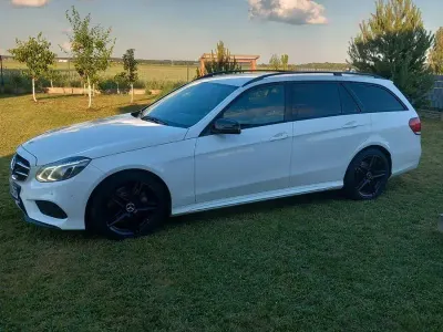 Gebraucht Mercedes E350 AMG 258 PS (189 kW) 2015 Weiß Kombi