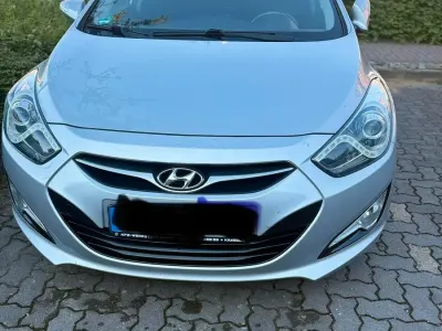 Gebraucht Hyundai i40 136 PS (100 kW) 2014 Silber Kombi