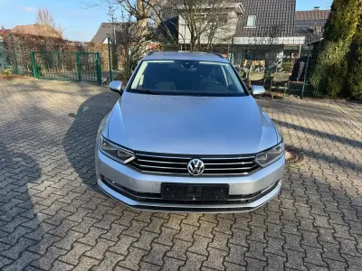 Gebraucht VW Passat Comfortline 150 PS (110 kW) 2019 Reflexsilber metallic Kombi