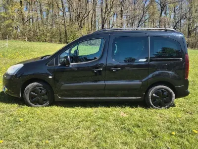 Gebraucht Citroën Berlingo XTR 114 PS (83 kW) 2014 Schwarz Van / Kleinbus
