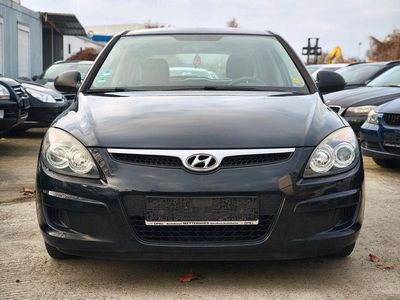 Schwarz Gebraucht 2010 Hyundai i30 Edition+ Limousine | 2.499 € (Guter Preis)