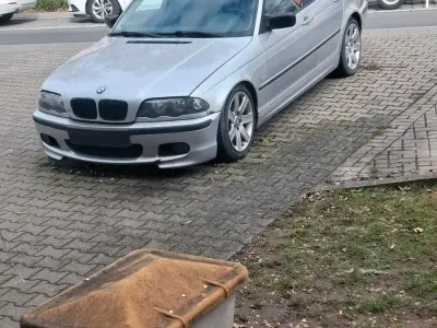 Gebraucht BMW 316 106 PS (77 kW) 1998 Silber Limousine