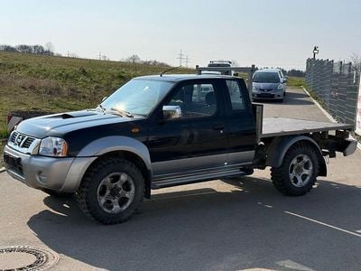 Gebraucht Nissan Navara 133 PS (97 kW) 2004 Schwarz Pickup