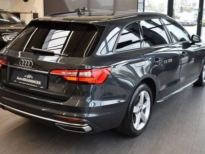 Gebraucht Audi A4 Advanced 163 PS (119 kW) 2021 Grau Kombi